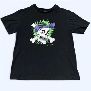 skull and cross bones baby tee